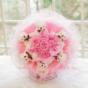 Букет из игрушек