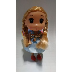 Куколка с русыми косами в сарафане с бантиком на груди